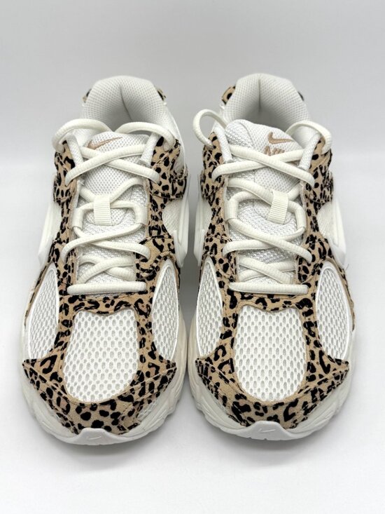 NEW Nike V5 RNR  Nike Womens V5 RNR Sueded Leopard Print Shoes Sz 7 New IR5823-133